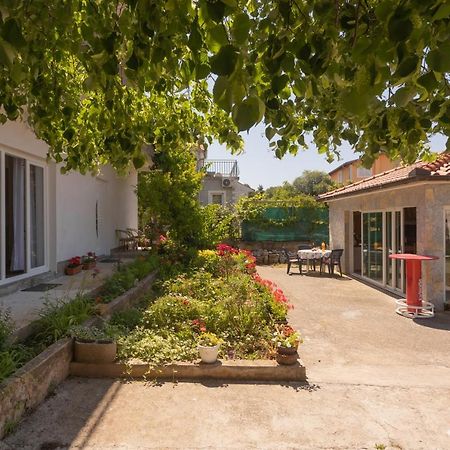 Appartement Mara à Šibenik Extérieur photo